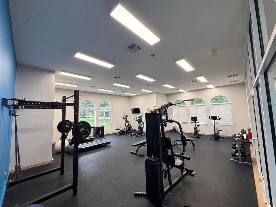 For Rent: $2,300 (3 beds, 2 baths, 2208 Square Feet)