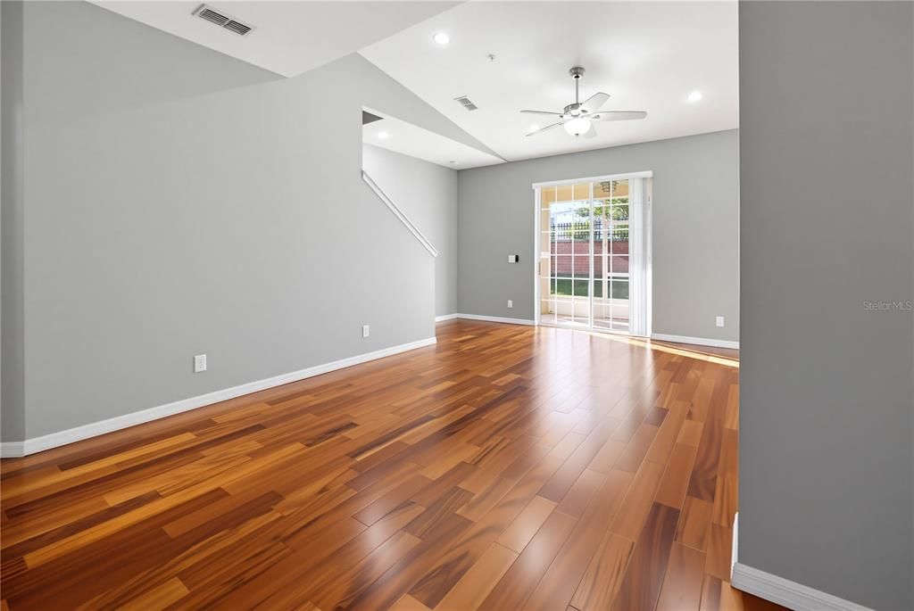 For Sale: $335,000 (3 beds, 2 baths, 1680 Square Feet)