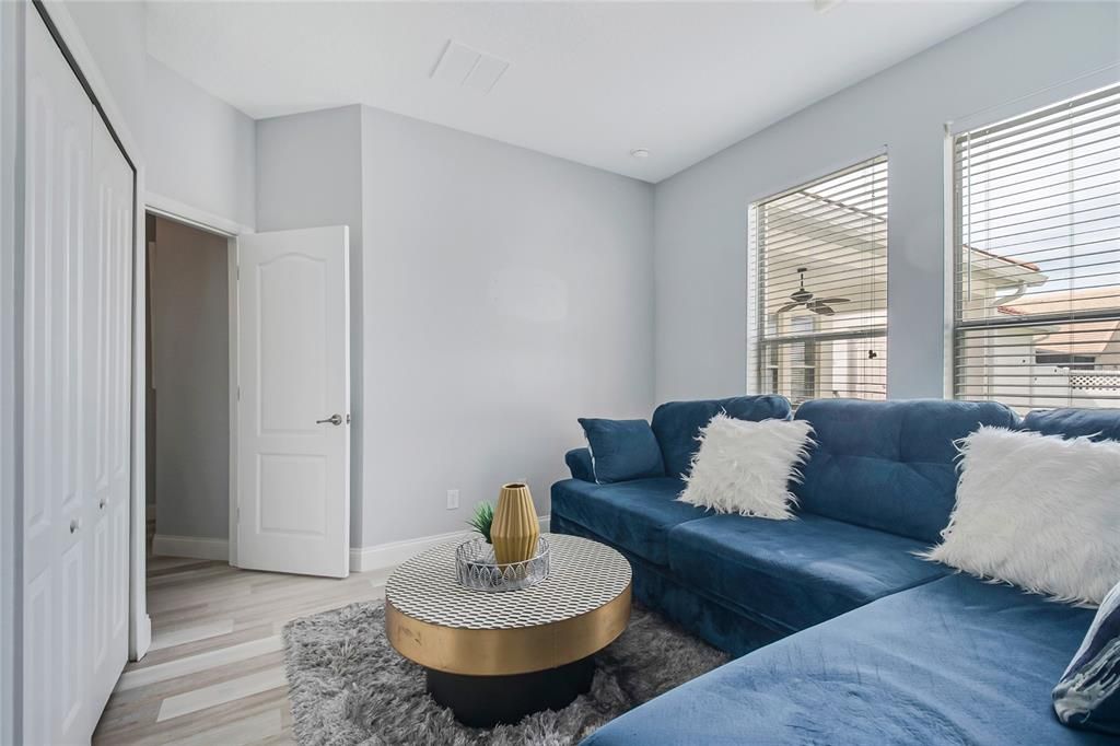 En Venta: $750,000 (4 camas, 3 baños, 3049 Pies cuadrados)