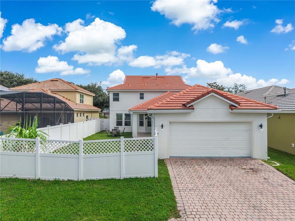 En Venta: $750,000 (4 camas, 3 baños, 3049 Pies cuadrados)