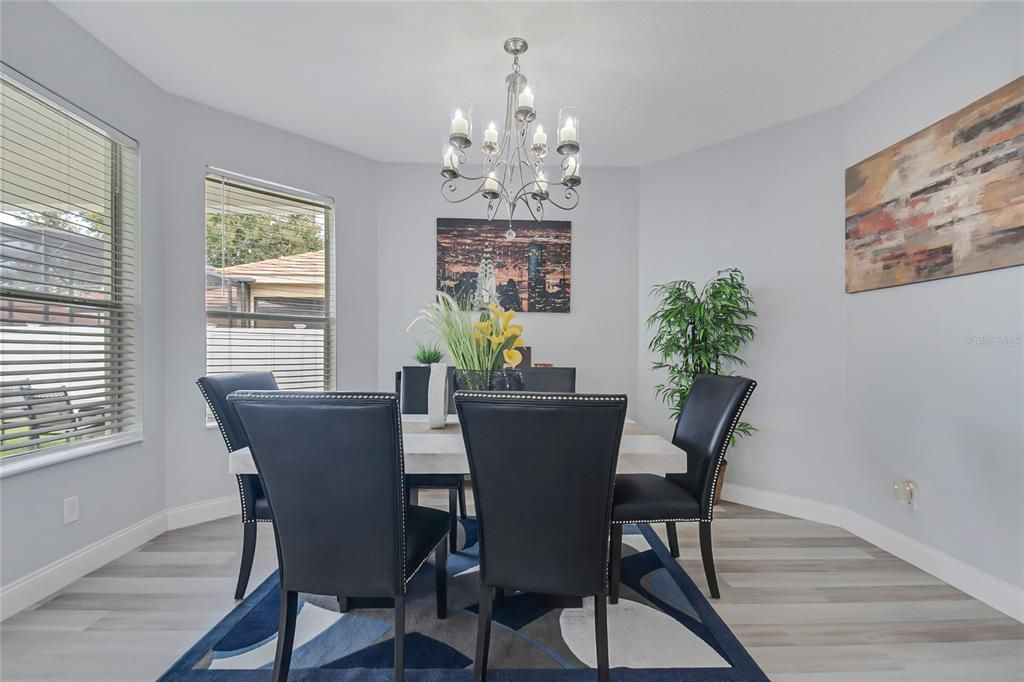 En Venta: $750,000 (4 camas, 3 baños, 3049 Pies cuadrados)