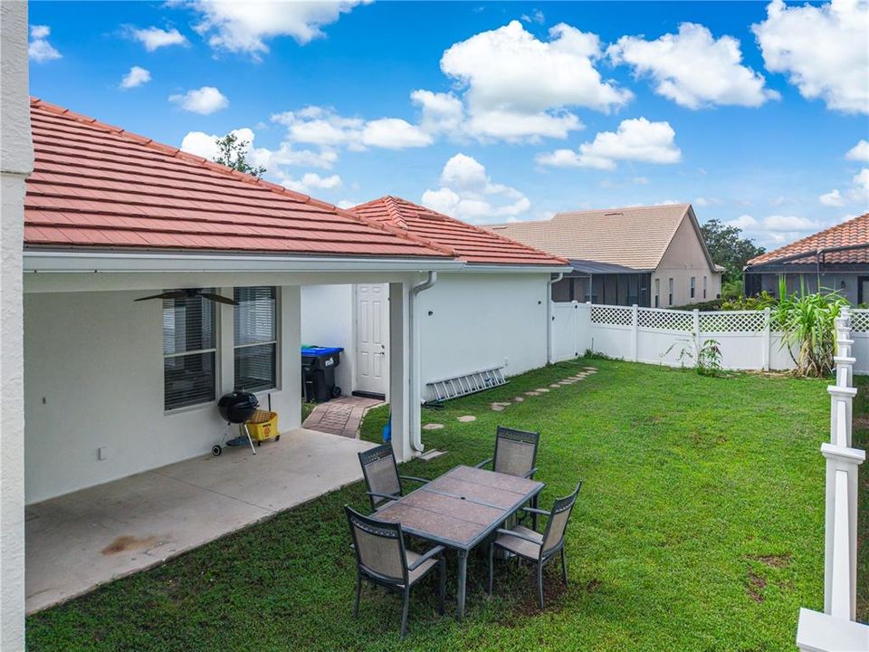 En Venta: $750,000 (4 camas, 3 baños, 3049 Pies cuadrados)