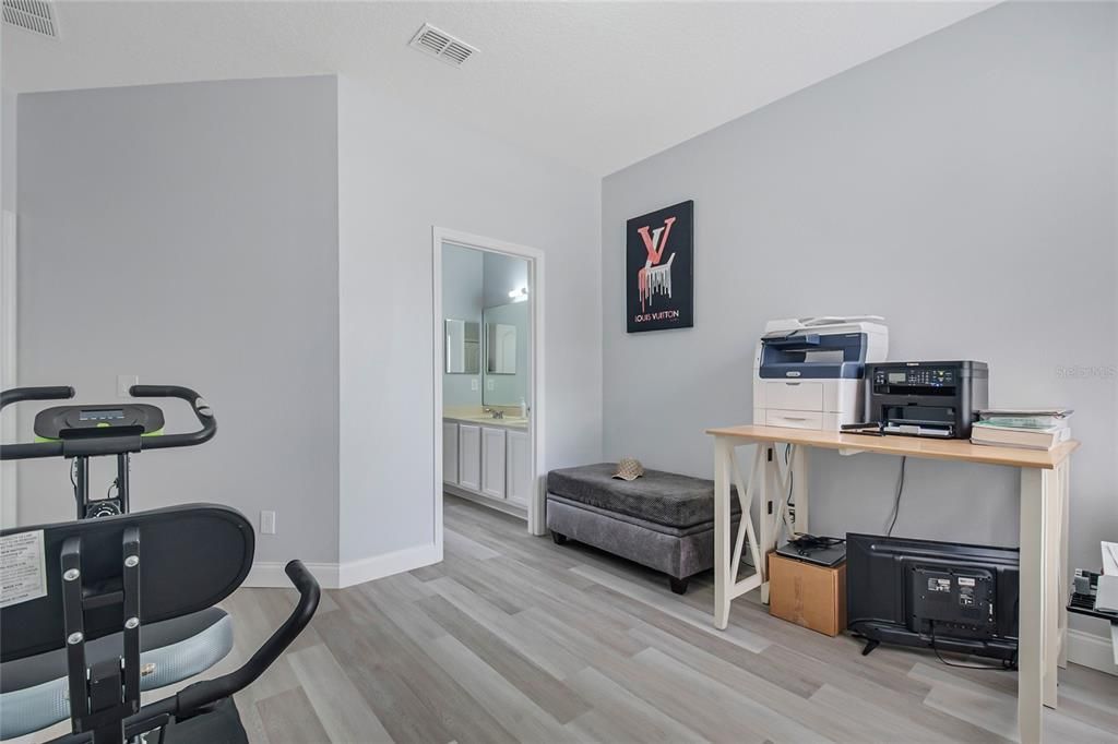 En Venta: $750,000 (4 camas, 3 baños, 3049 Pies cuadrados)