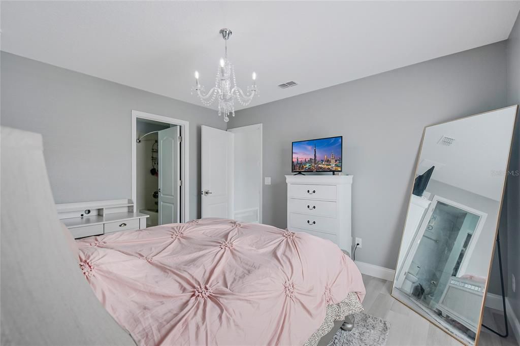 En Venta: $750,000 (4 camas, 3 baños, 3049 Pies cuadrados)