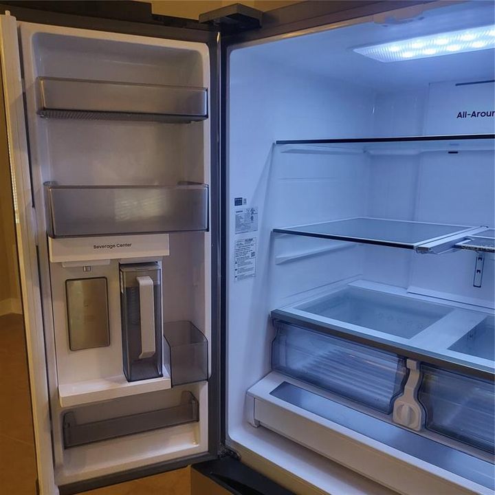 En Renta: $2,595 (3 camas, 2 baños, 1586 Pies cuadrados)