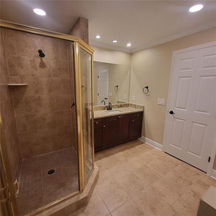En Renta: $2,595 (3 camas, 2 baños, 1586 Pies cuadrados)
