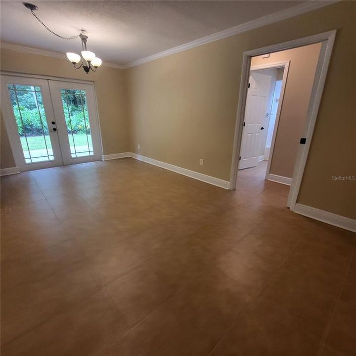En Renta: $2,595 (3 camas, 2 baños, 1586 Pies cuadrados)