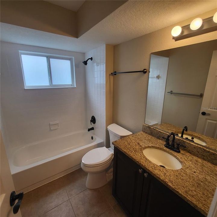 En Renta: $2,595 (3 camas, 2 baños, 1586 Pies cuadrados)