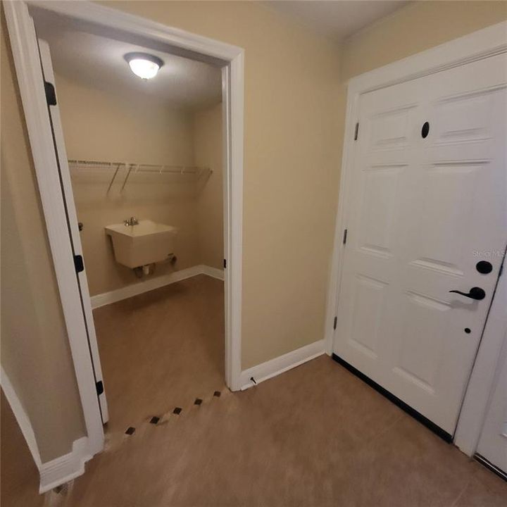 En Renta: $2,595 (3 camas, 2 baños, 1586 Pies cuadrados)