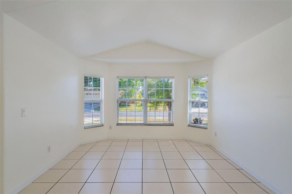 For Rent: $3,150 (4 beds, 2 baths, 2167 Square Feet)