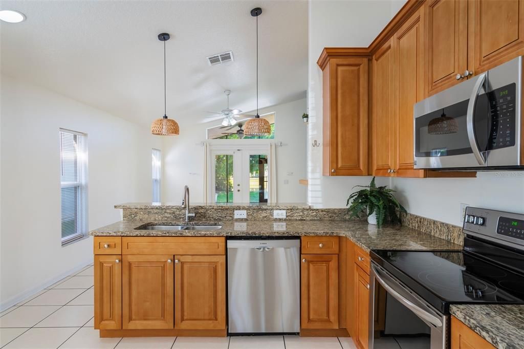 For Rent: $3,150 (4 beds, 2 baths, 2167 Square Feet)