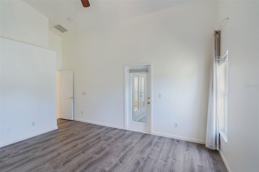 For Rent: $3,150 (4 beds, 2 baths, 2167 Square Feet)