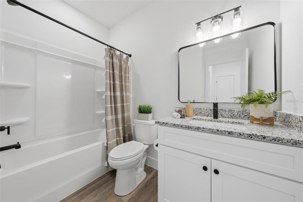 For Sale: $314,900 (3 beds, 2 baths, 1235 Square Feet)