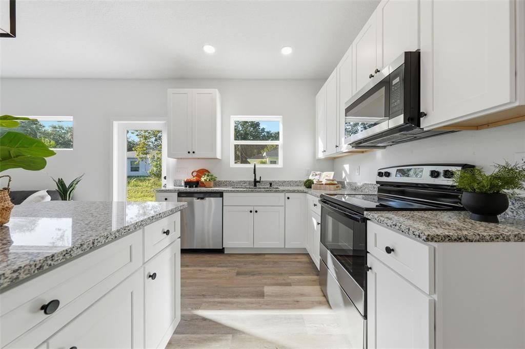 For Sale: $314,900 (3 beds, 2 baths, 1235 Square Feet)