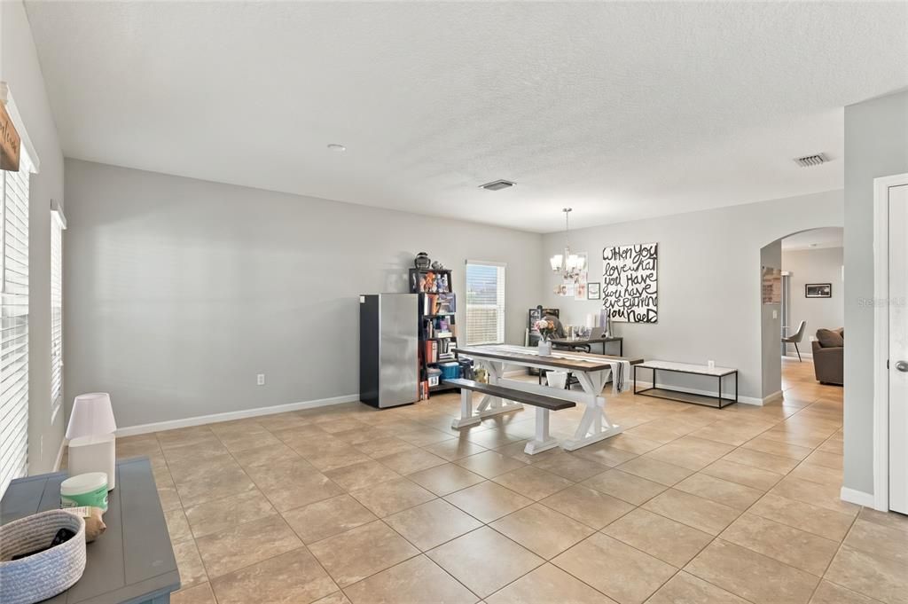 En Venta: $390,000 (3 camas, 2 baños, 1770 Pies cuadrados)
