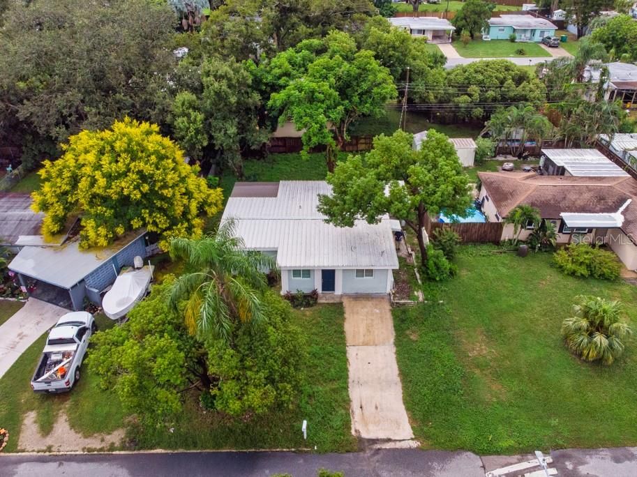 En Venta: $300,000 (2 camas, 1 baños, 1358 Pies cuadrados)