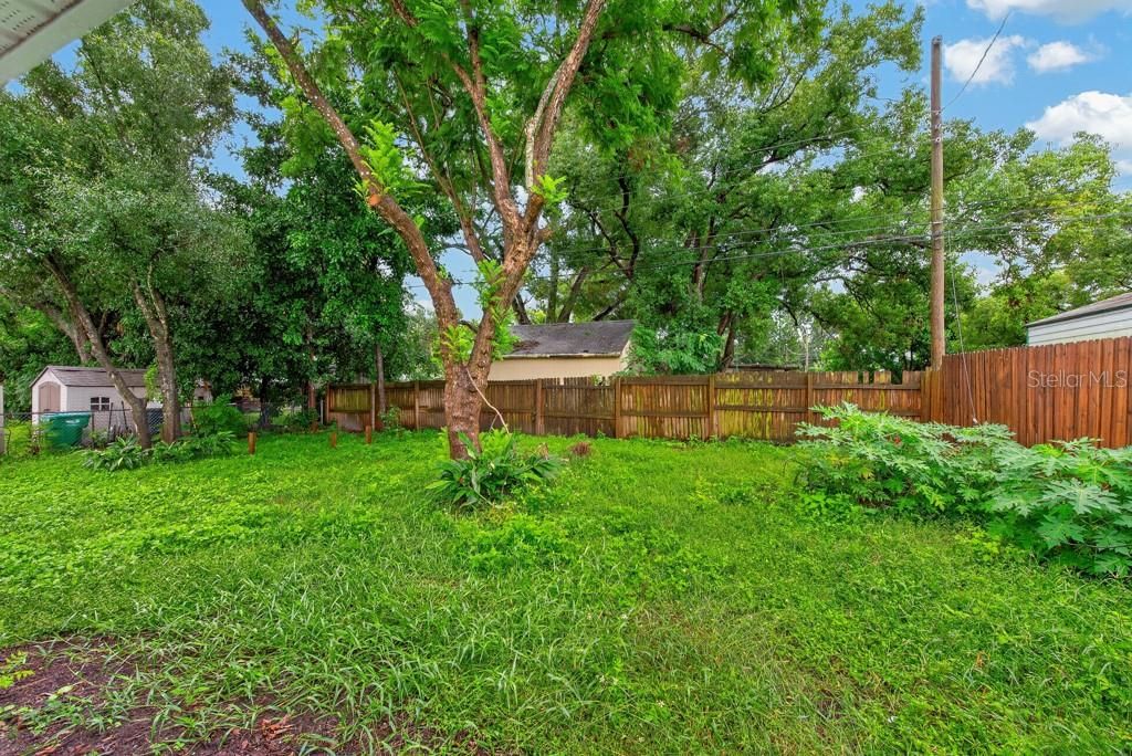En Venta: $300,000 (2 camas, 1 baños, 1358 Pies cuadrados)