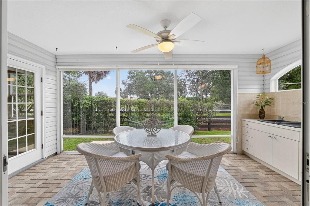 For Sale: $439,500 (3 beds, 2 baths, 2174 Square Feet)