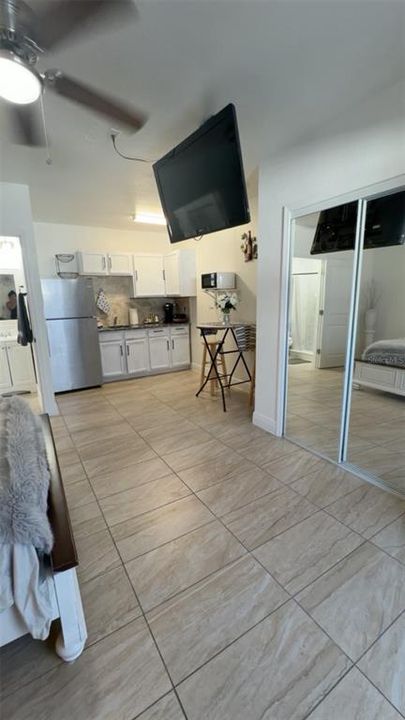 En Venta: $560,000 (5 camas, 4 baños, 2047 Pies cuadrados)