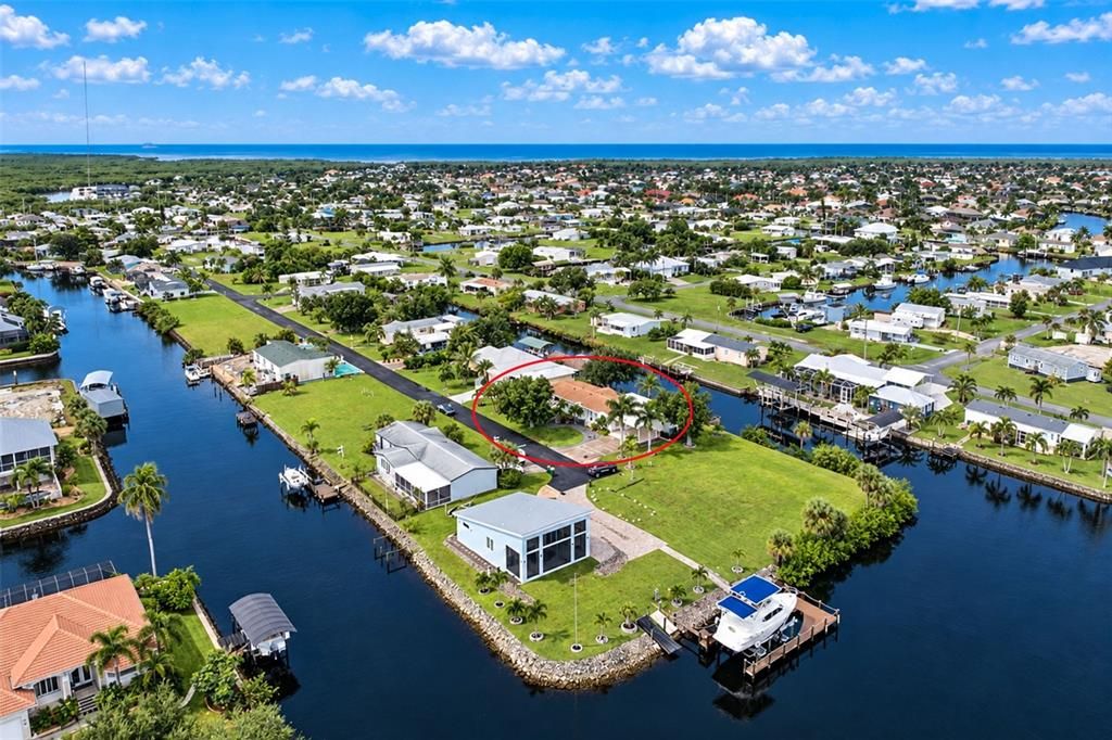 На продажу: $325,000 (3 спален, 2 ванн, 2040 Квадратных фут)