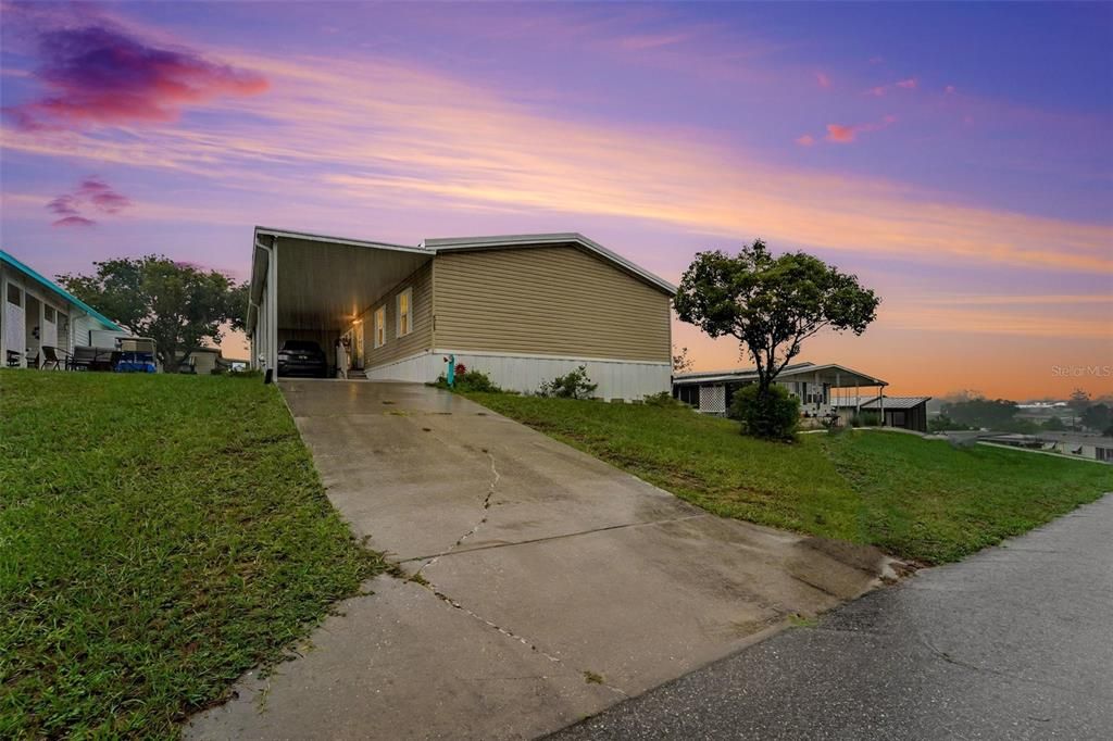 For Sale: $250,000 (3 beds, 2 baths, 2040 Square Feet)