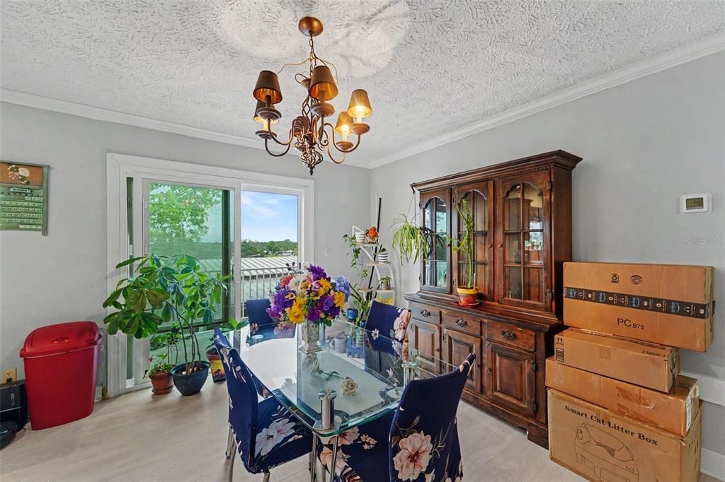 For Sale: $250,000 (3 beds, 2 baths, 2040 Square Feet)