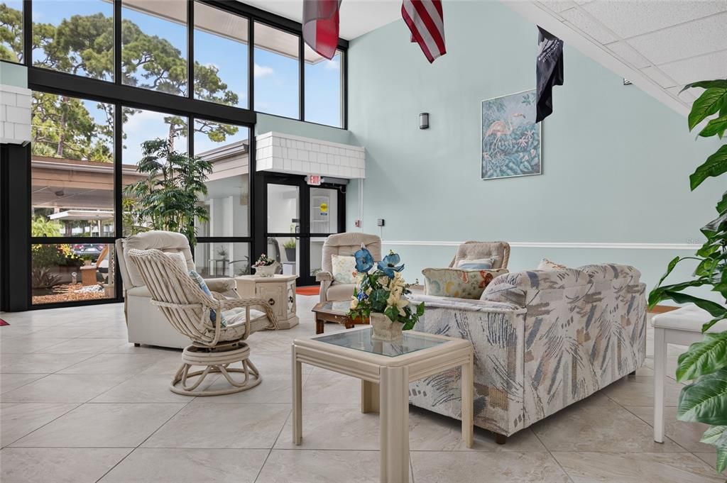 For Sale: $85,000 (2 beds, 2 baths, 919 Square Feet)