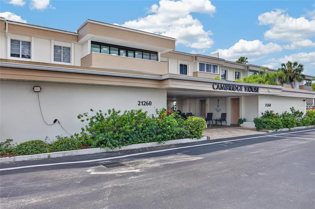 For Sale: $85,000 (2 beds, 2 baths, 919 Square Feet)