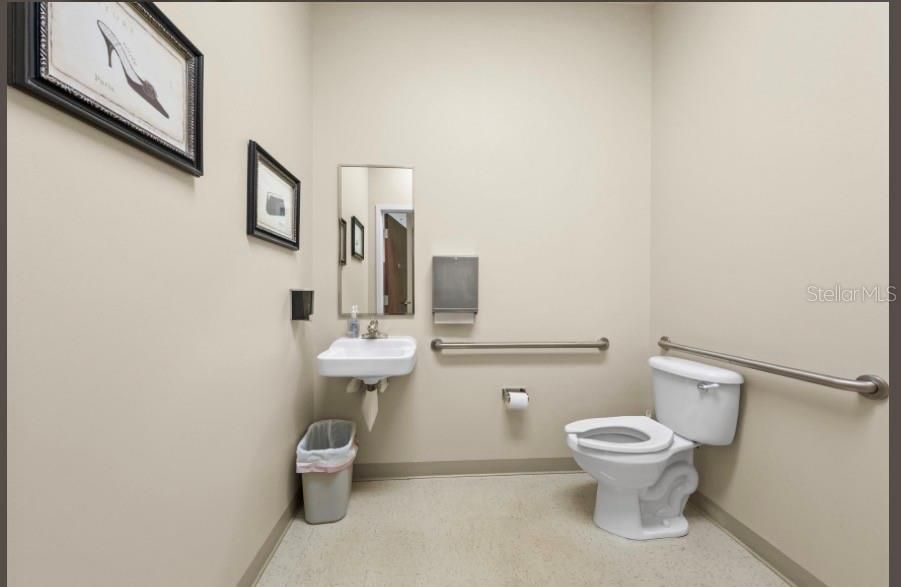 For Sale: $899,000 (0 beds, 0 baths, 4609 Square Feet)