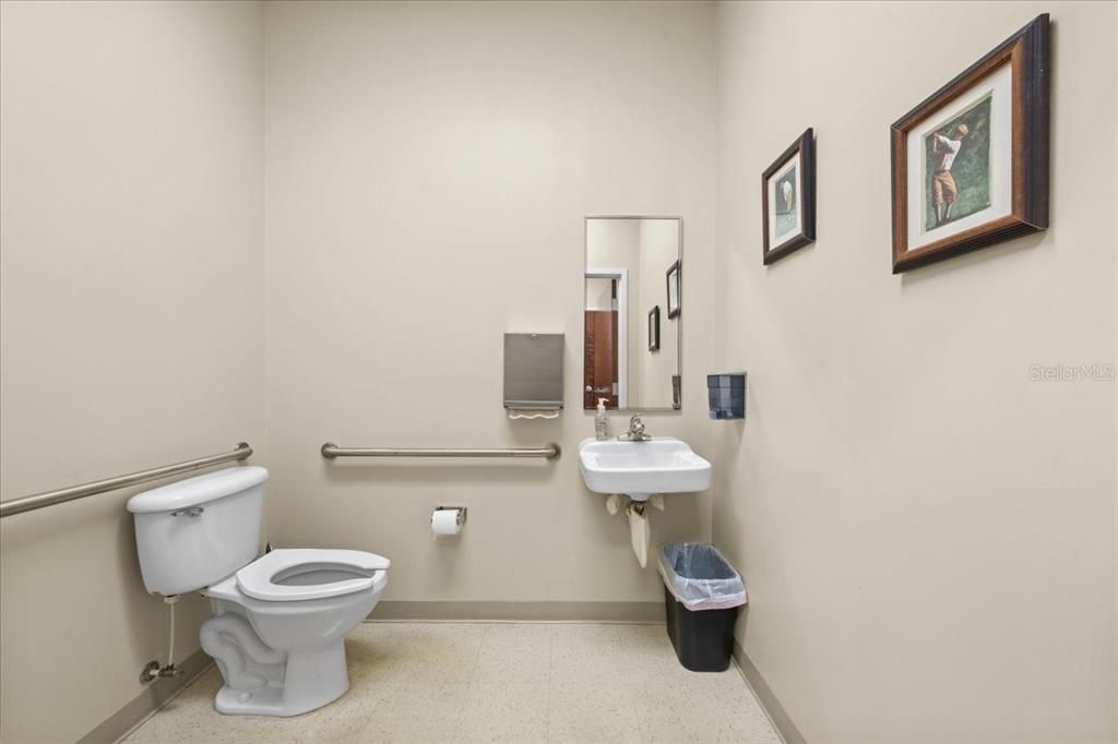 For Sale: $899,000 (0 beds, 0 baths, 4609 Square Feet)