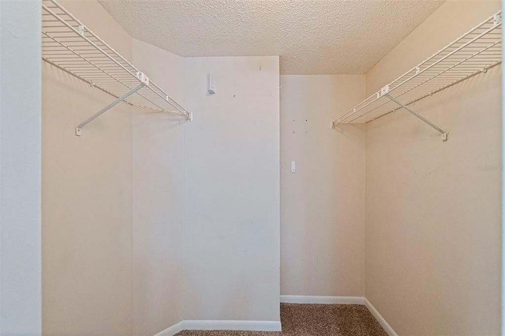 En Venta: $280,000 (2 camas, 2 baños, 1030 Pies cuadrados)