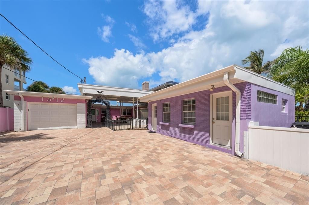 For Sale: $5,395,000 (0.45 acres)