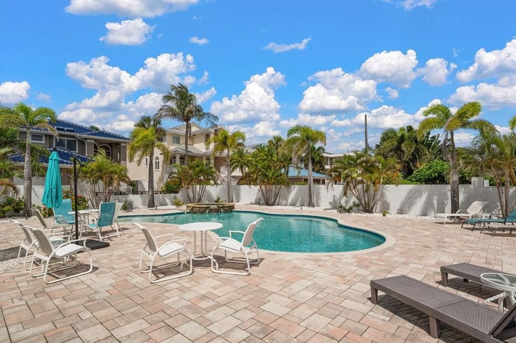 For Sale: $5,395,000 (0.45 acres)