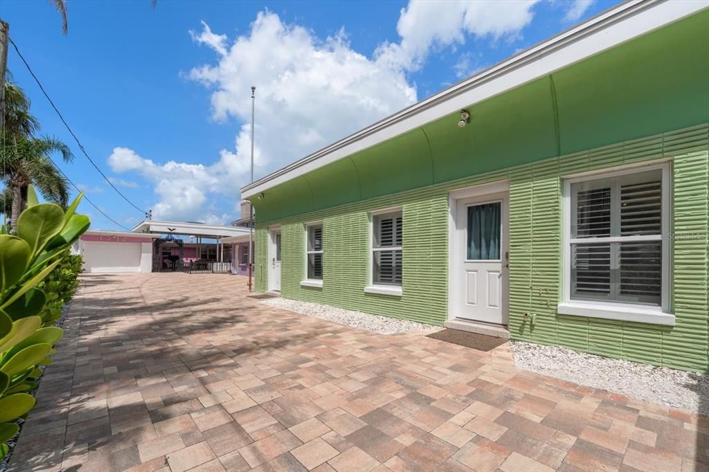 For Sale: $5,395,000 (0.45 acres)