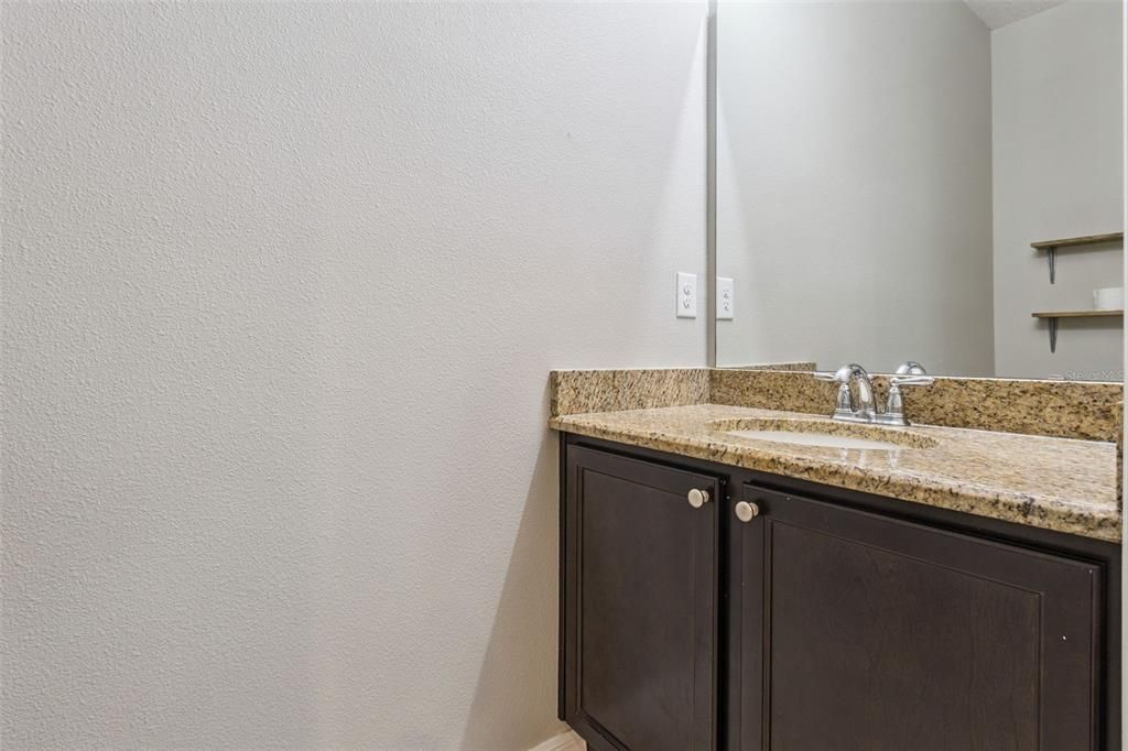 En Venta: $425,000 (4 camas, 2 baños, 2179 Pies cuadrados)