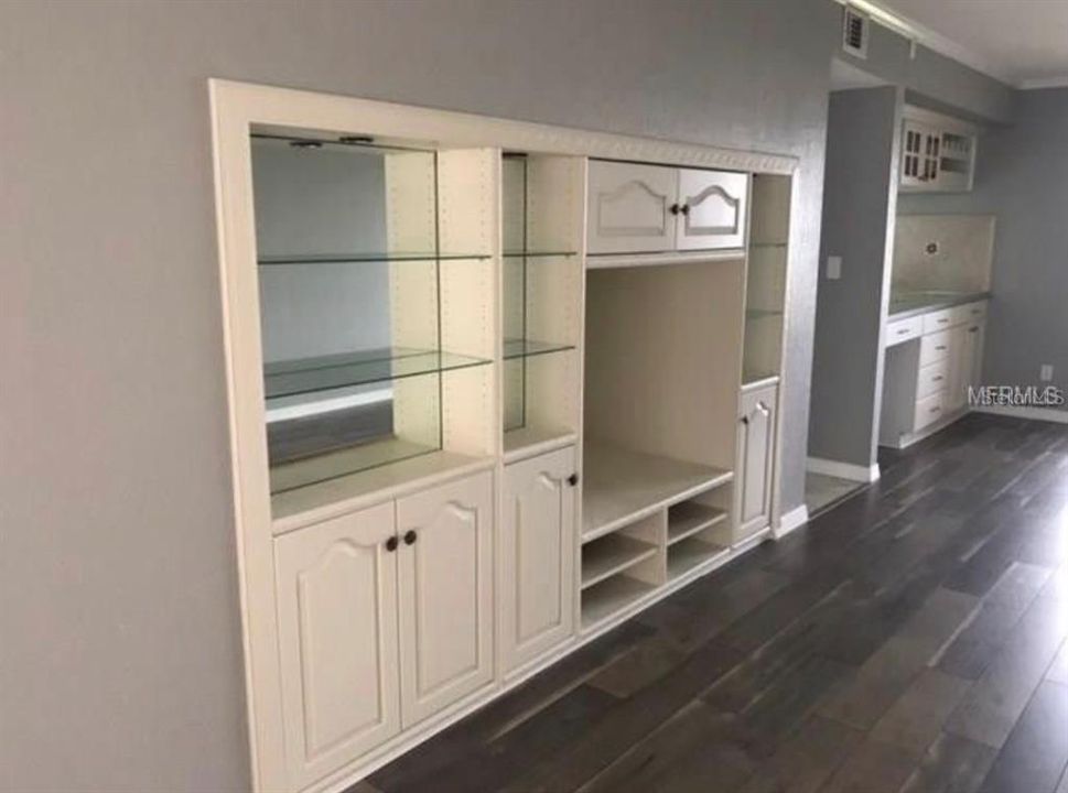 En Venta: $266,000 (3 camas, 2 baños, 1335 Pies cuadrados)