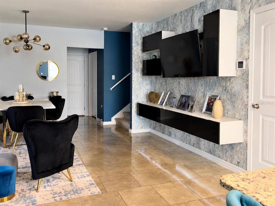For Rent: $2,600 (3 beds, 2 baths, 1568 Square Feet)