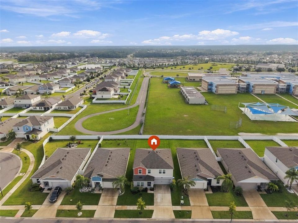 В аренду: $3,100 (5 спален, 3 ванн, 2470 Квадратных фут)