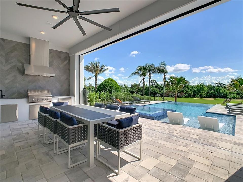 For Sale: $3,300,000 (7 beds, 7 baths, 5546 Square Feet)