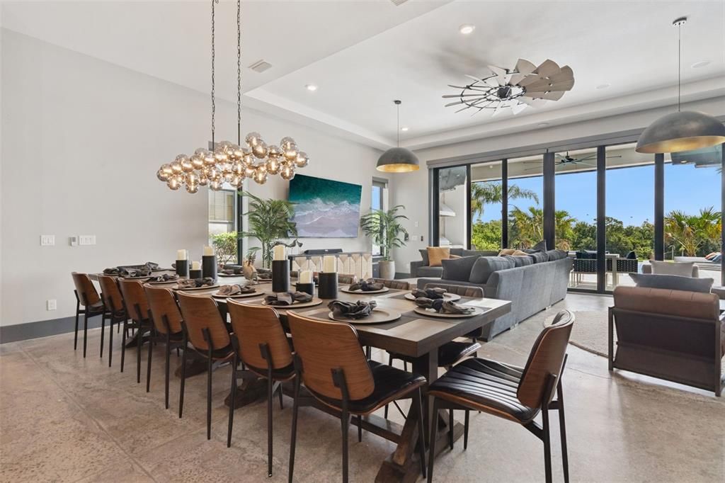 For Sale: $3,300,000 (7 beds, 7 baths, 5546 Square Feet)