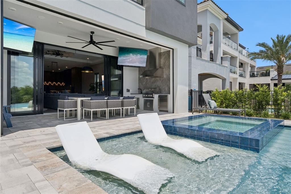 For Sale: $3,300,000 (7 beds, 7 baths, 5546 Square Feet)