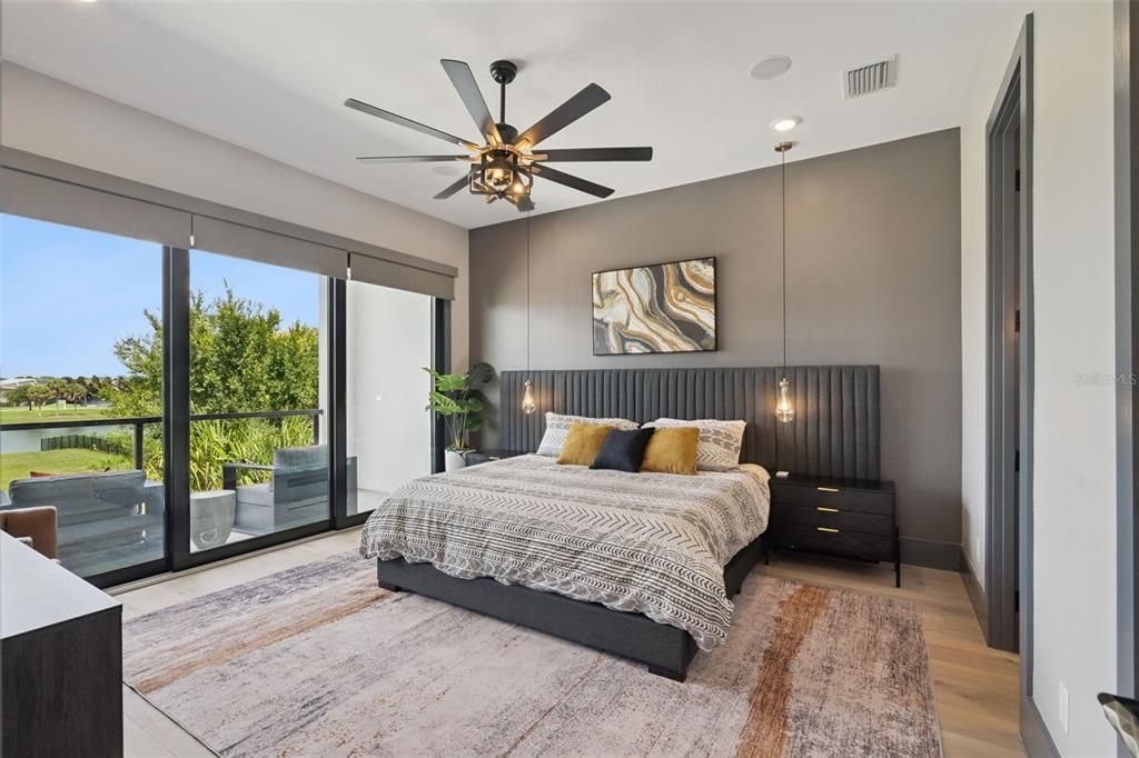 For Sale: $3,300,000 (7 beds, 7 baths, 5546 Square Feet)