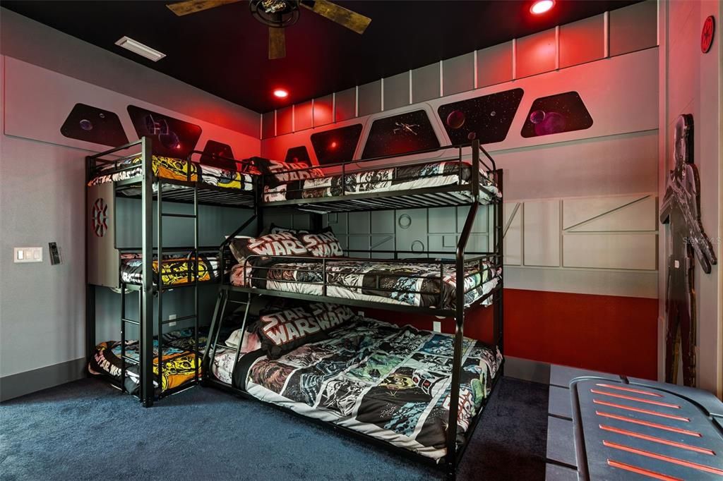 For Sale: $3,300,000 (7 beds, 7 baths, 5546 Square Feet)