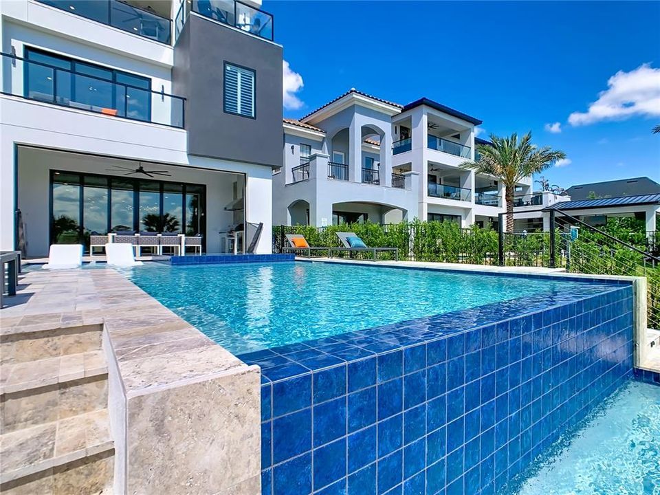 For Sale: $3,300,000 (7 beds, 7 baths, 5546 Square Feet)