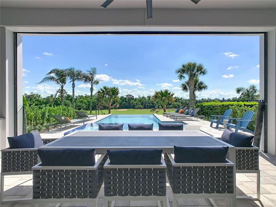 For Sale: $3,300,000 (7 beds, 7 baths, 5546 Square Feet)