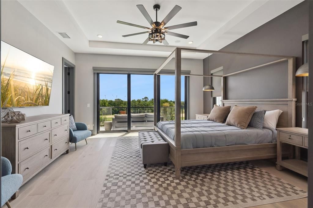 For Sale: $3,300,000 (7 beds, 7 baths, 5546 Square Feet)