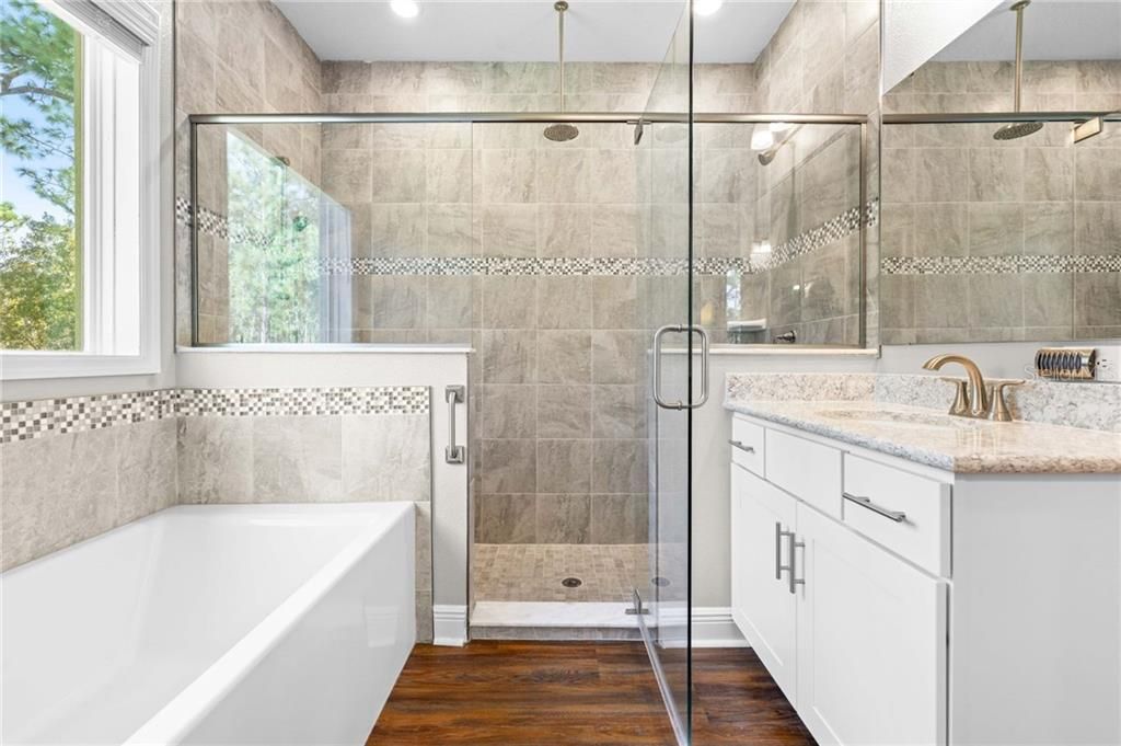 En Venta: $379,000 (4 camas, 3 baños, 2286 Pies cuadrados)