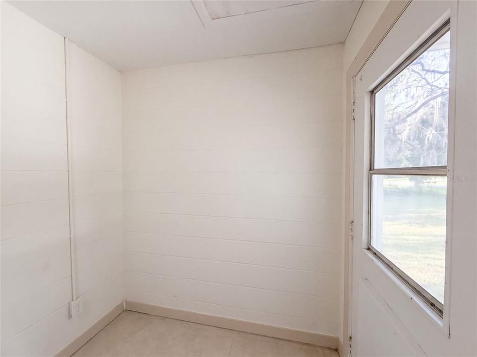 For Sale: $236,000 (3 beds, 2 baths, 1080 Square Feet)