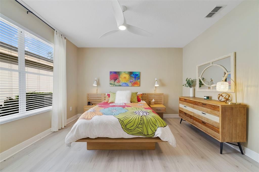 На продажу: $479,000 (3 спален, 2 ванн, 2167 Квадратных фут)