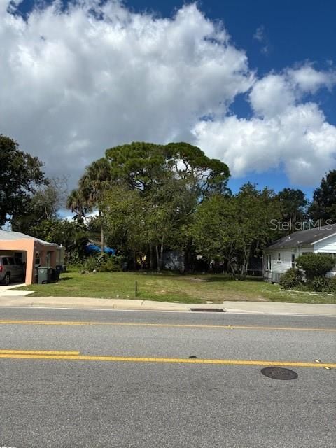 На продажу: $25,000 (0.10 acres)